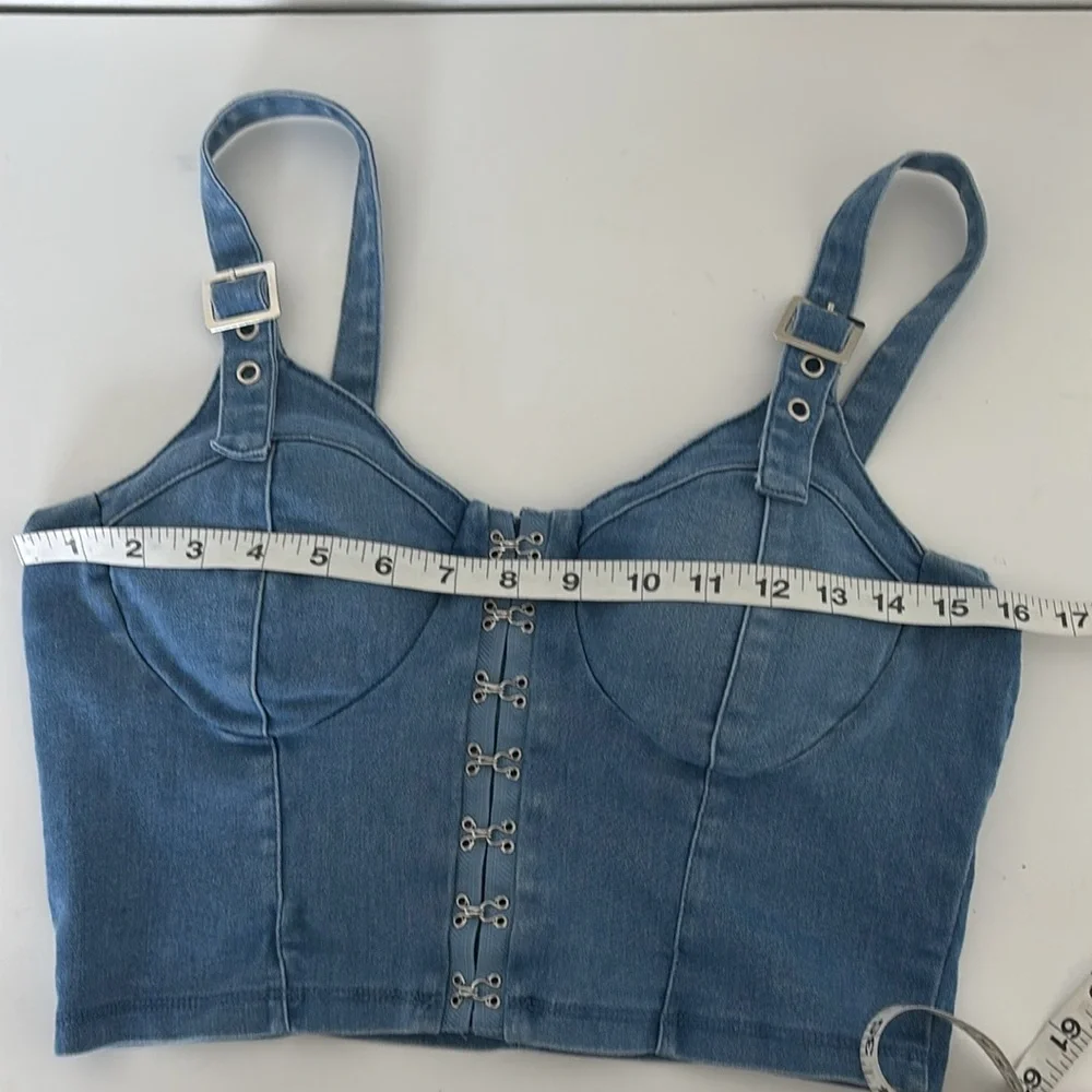 Edgy Streetwear BUNDLE (4)  Bustier Shorts Tee Button Down Y2k Coquette Festival - Picture 11 of 16